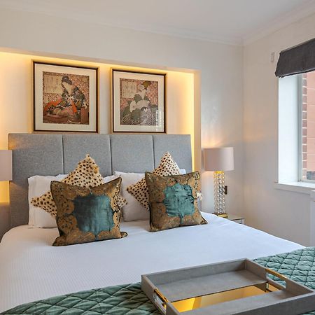 Modern Knightsbridge Apartment With Balcony Overlooking Harrods Prime Location London Kültér fotó