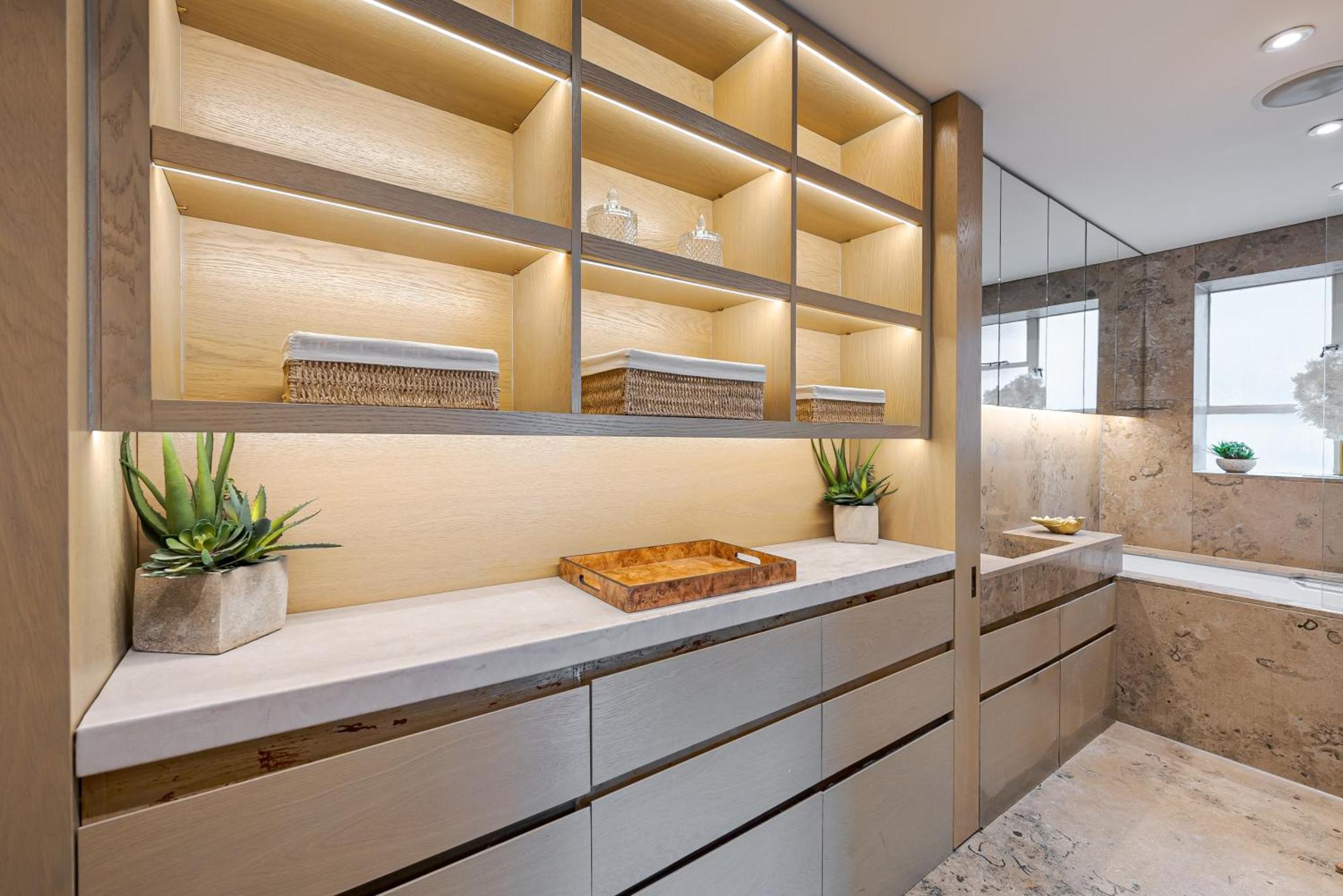 Modern Knightsbridge Apartment With Balcony Overlooking Harrods Prime Location London Kültér fotó