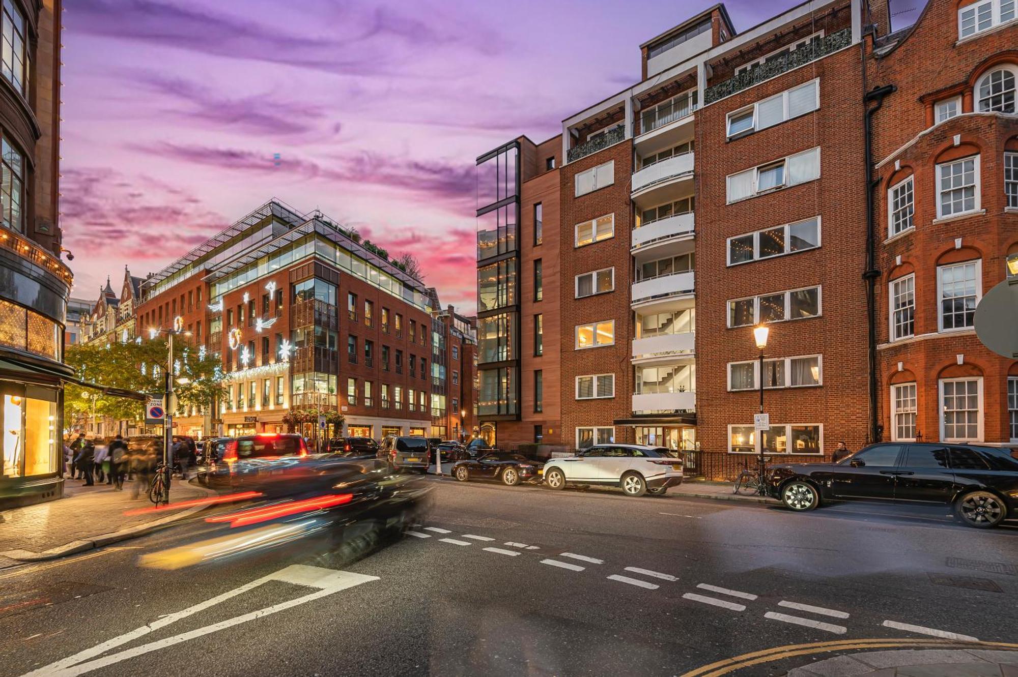 Modern Knightsbridge Apartment With Balcony Overlooking Harrods Prime Location London Kültér fotó
